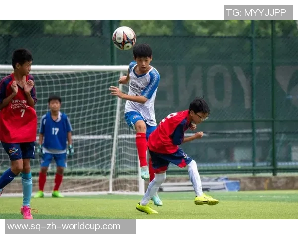 足球的魅力在于激情与团结带来的无尽可能与梦想追逐的旅程